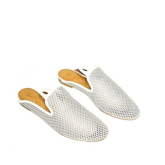 Frye   - Picture 8 of 9